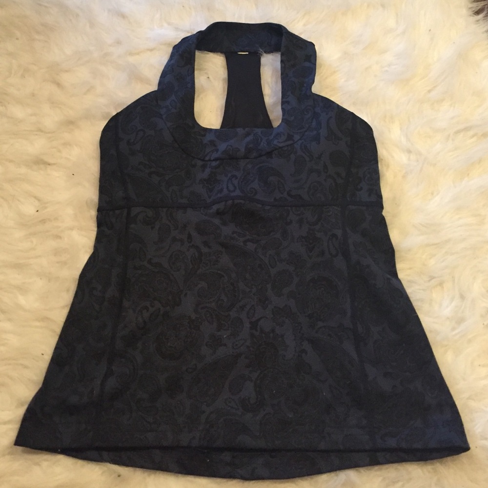 Lululemon top